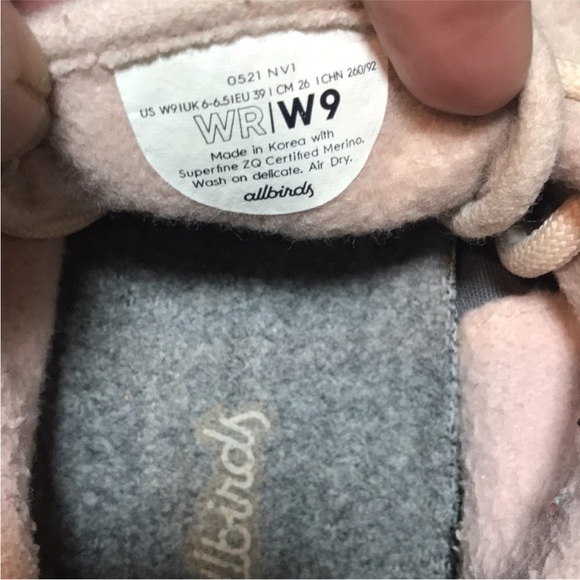 Allbirds Women's Wool Runner in Pale Pink Size 9 - Picture 10 of 10